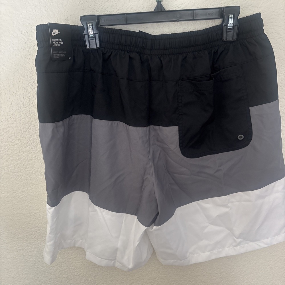Nike Shorts Mens Medium Black Club Woven NSW Sportswear Stripe CJ4486-010 - Picture 9 of 15